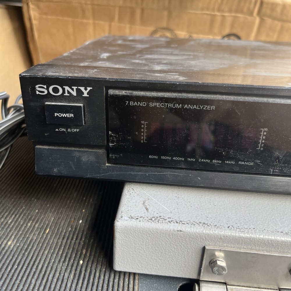 Sony 7-Band Graphic Equalizer w/ Spectrum Analyzer SEQ-300