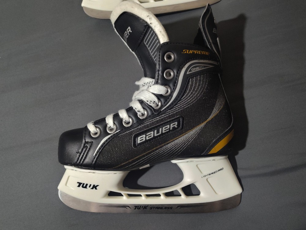 Bauer Supreme Ice Skates US 2