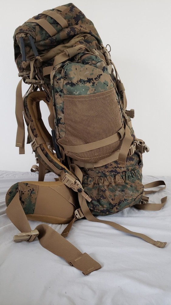 APB03 ILBE Recon main pack complete plus accessory pouches