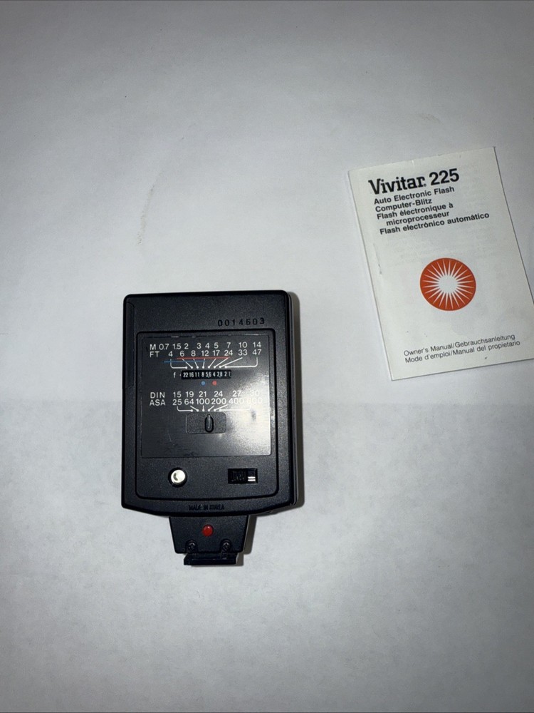 VIVITAR AUTO THYRISTOR 225 FLASH Tested *