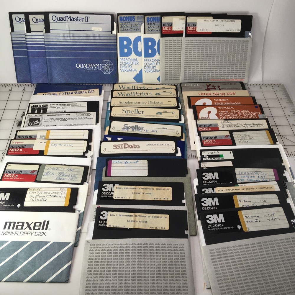 5.25" floppy disk lot 35 diskettes Mostly Software Programs Dos Untested