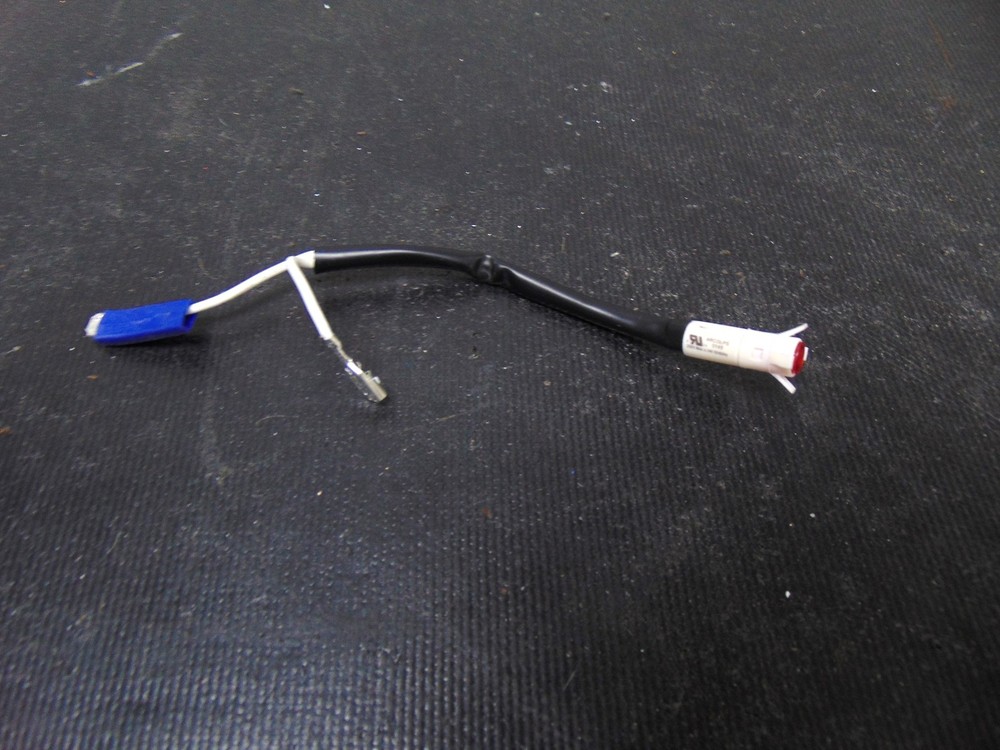 Element Electric Range EER244MSCW Indicator Light