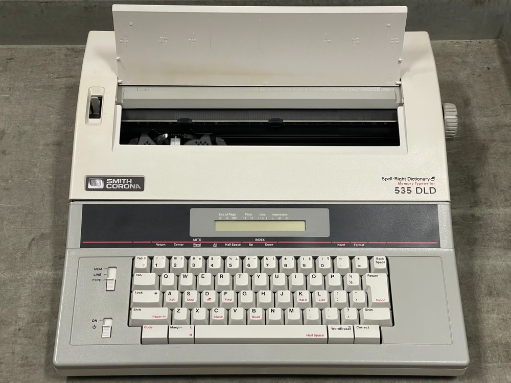 Smith Corona 535 DLD Typewriter