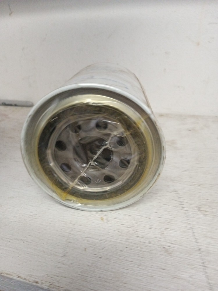 DONALDSON LUBE FILTER P555570