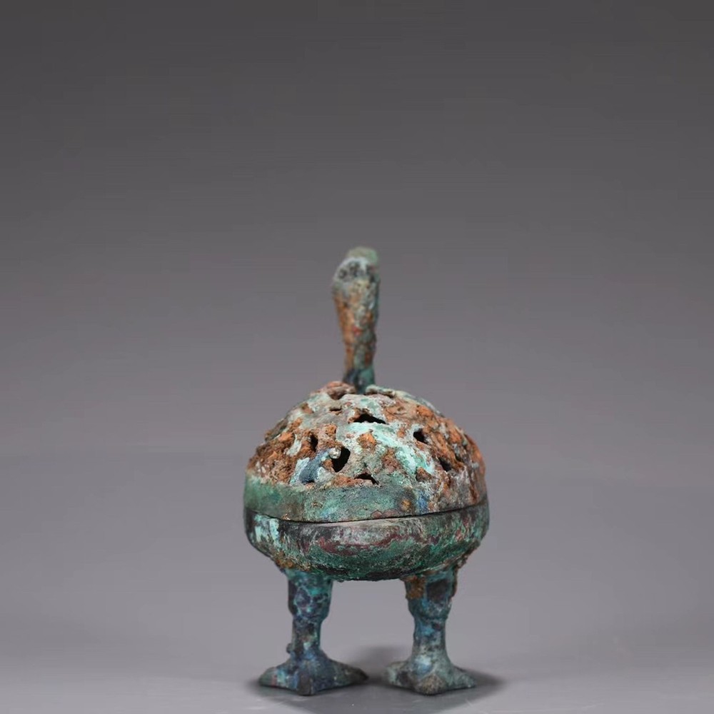 A Bronze Archaistic Duck Shaped Incense Diffuser. Comes with a box
