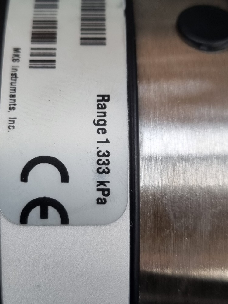 MKS 627D11TDC2P BARATRON CAPACITANCE MANOMETER (R2S9.8B2)