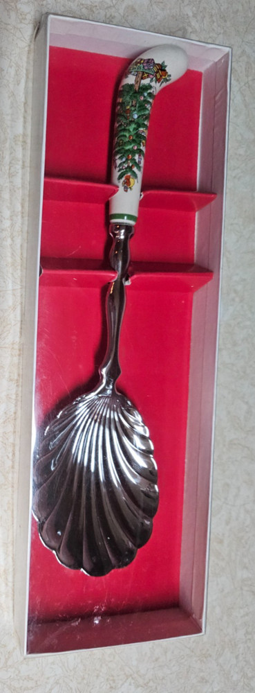 Spode Christmas Tree 11" Long Shell Shaped Stainless Serving Spoon