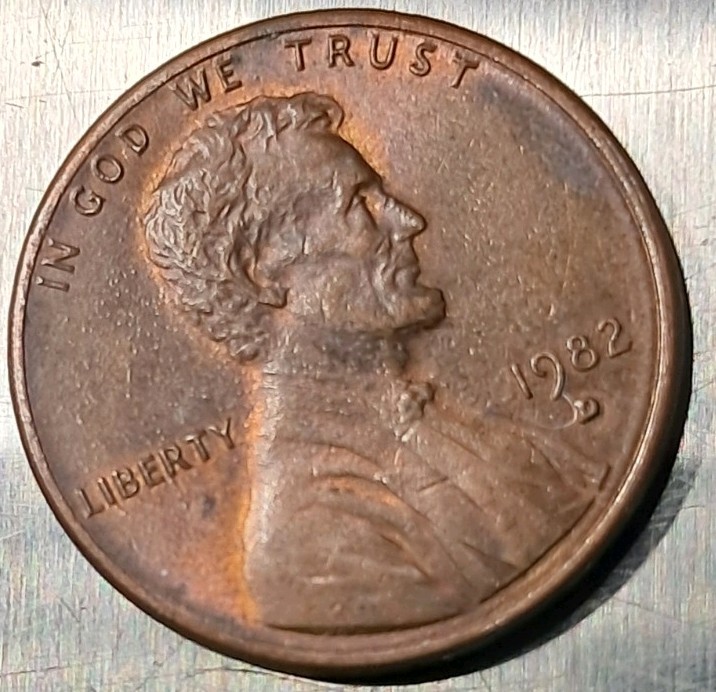 MACHINE DOUBLED Error 0n Date 1982 D Small Date Lincoln, #608