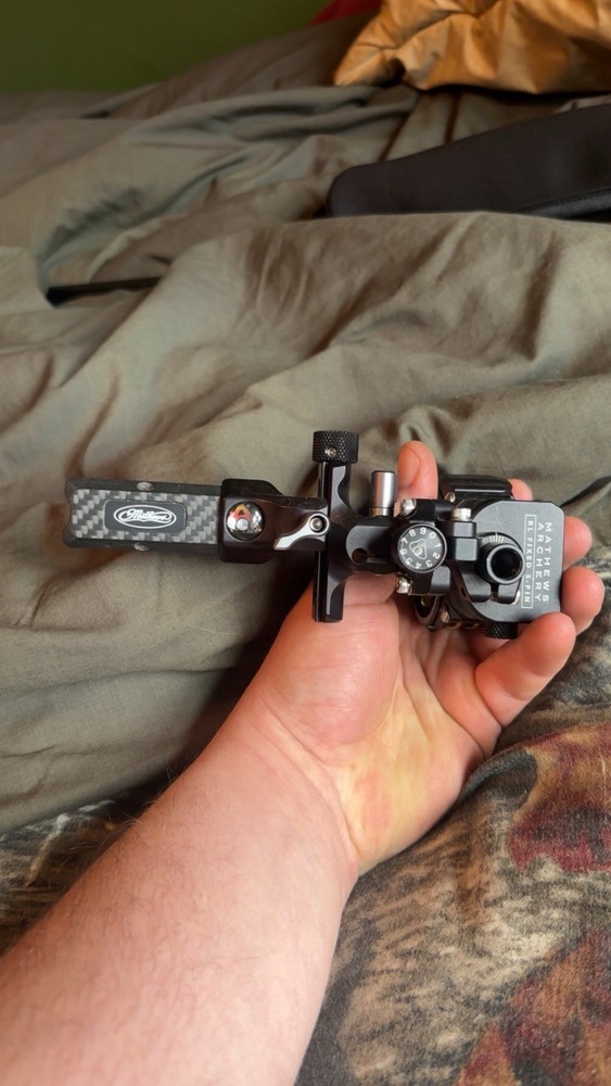 Mathews AXCEL 5 pin Bridgelock Sight