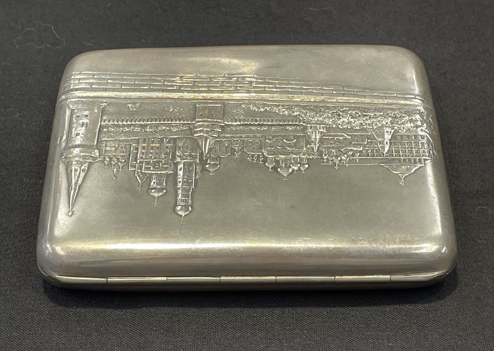 Fine Antique Russian Sterling Silver Cigar Case, Featuring Kremlin c. 1908-1928