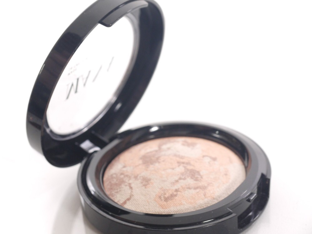 MANA NEXT GENERATION MARBELIZED BAKED BRONZING POWDER  FULL SIZE