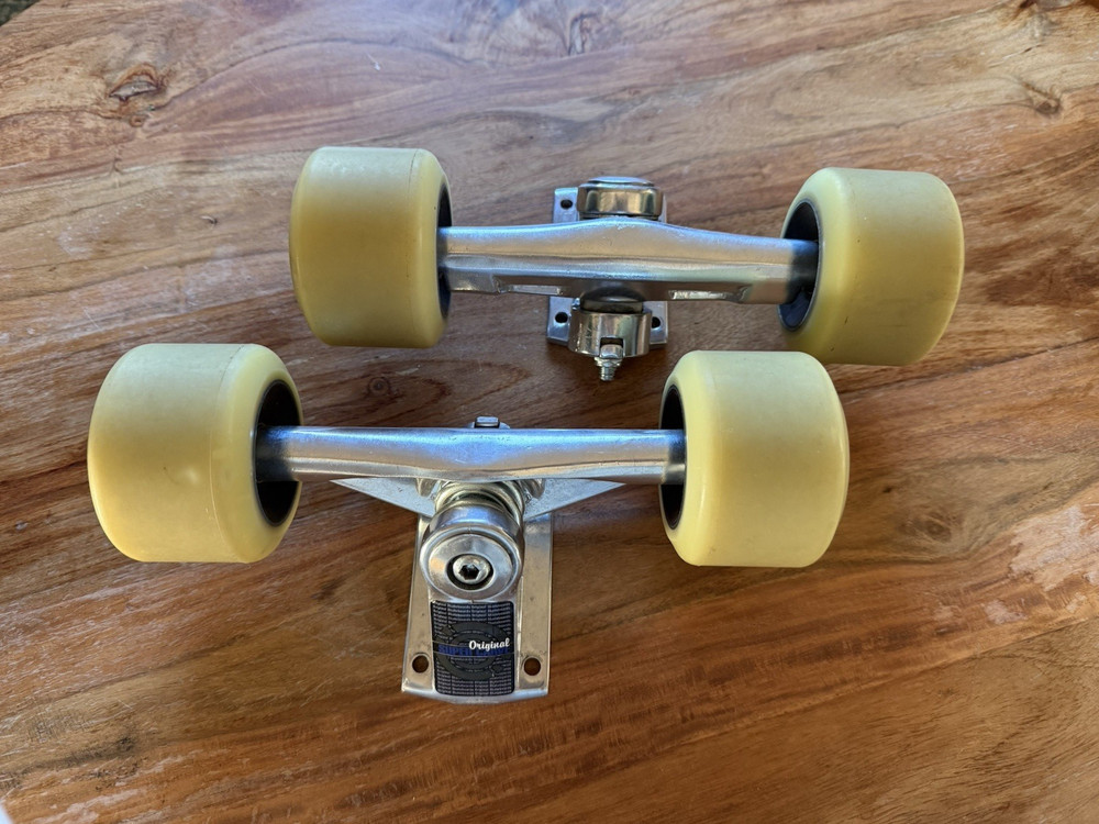 Original Skateboard Trucks with Wheels