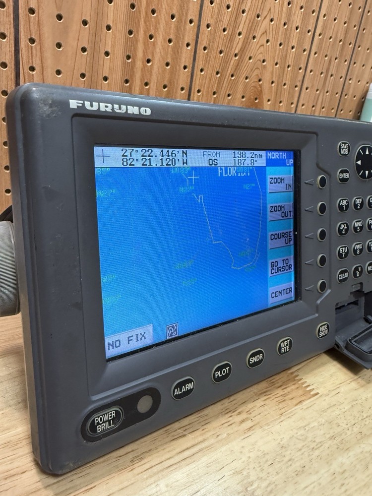 Furuno GP-1850DF Navionics GPS Chartplotter w/Sounder Tested Working With Case