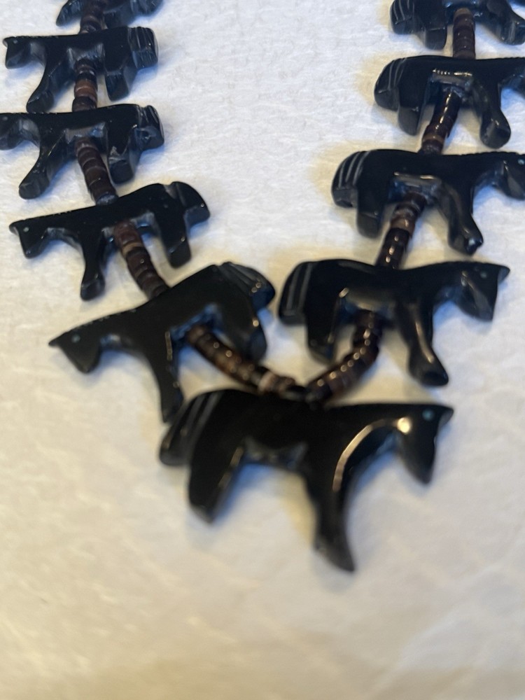 horses fetish necklace