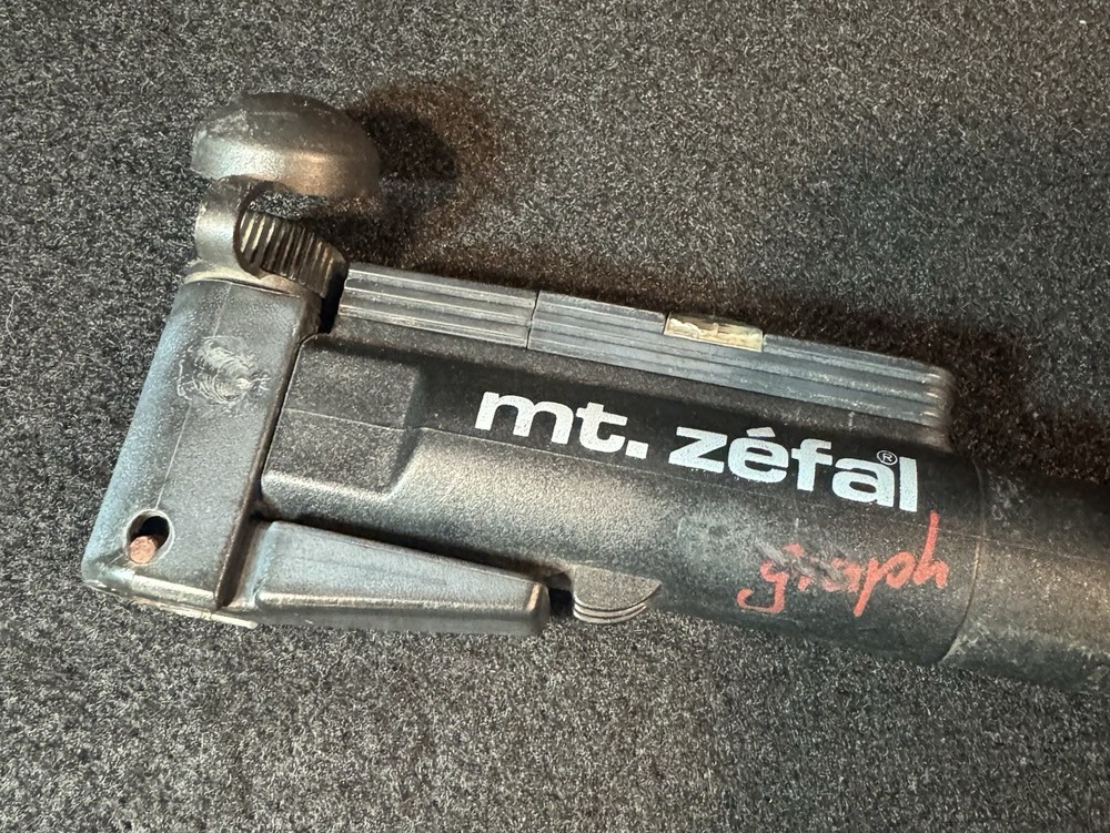 Vintage Mt. Zefal Graph Compact Pump Presta Schrader Composite Bicycle