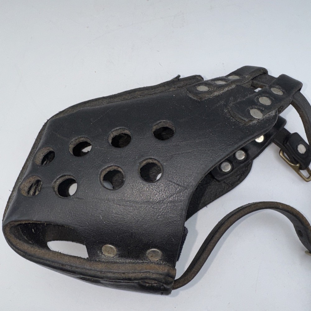 Agitation Muzzle, Leather, Professional Training Muzzle Used