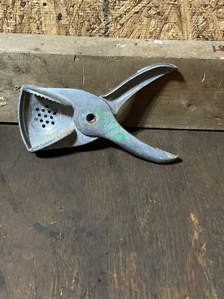 Antique Cast Aluminum Williamson Fruit Squeezer