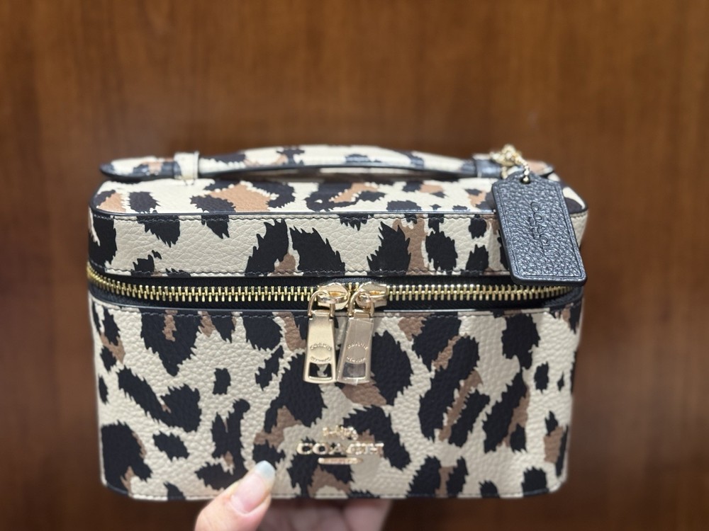 Coach Cosmetic Case With Leopard Print NWT CCF43 In Leopard Multi