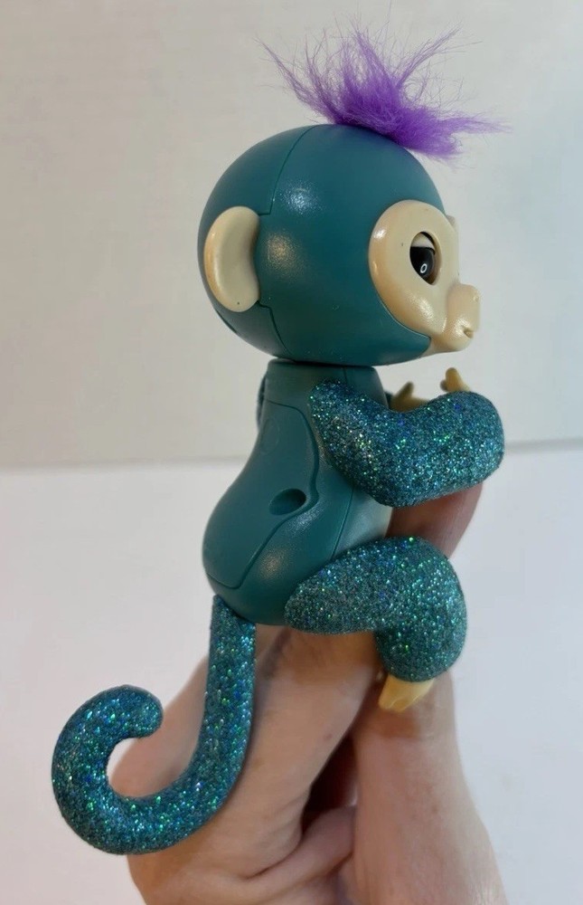 2016 Wowwee Fingerlings Monkey (Works)