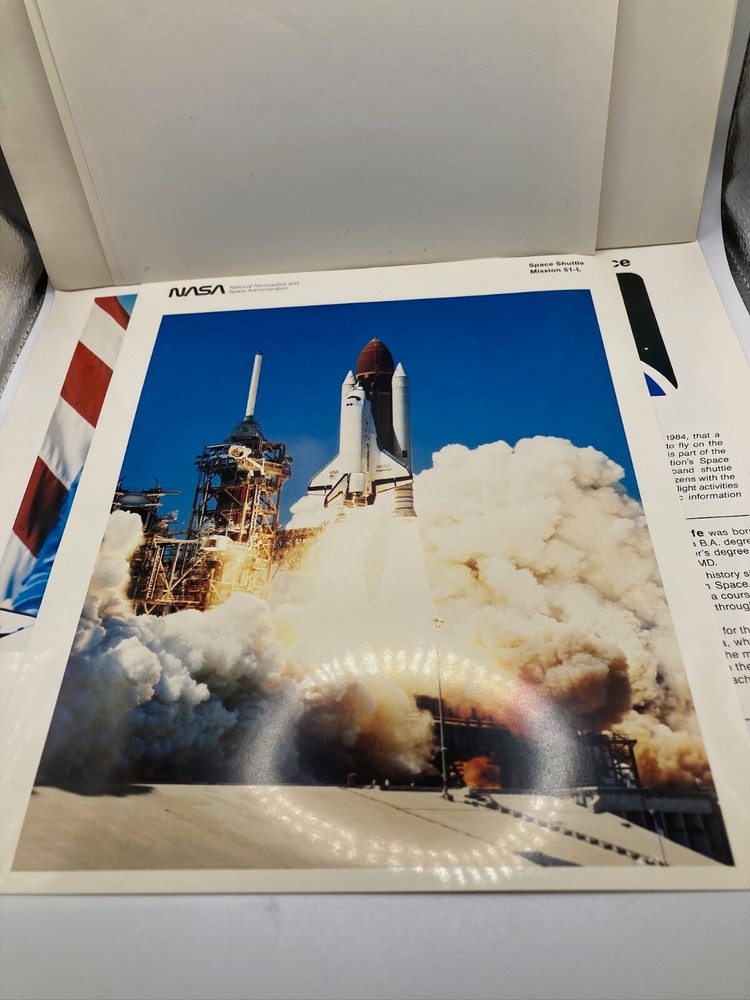 Young Astronauts The Challenger Commemorative Packet 1986