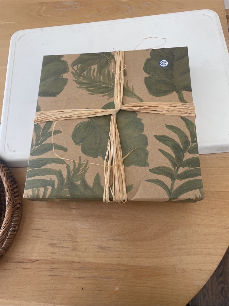 Leaf Dishes Gift Set - 4 In Set - For Dips, Candy - Boxed - NEW