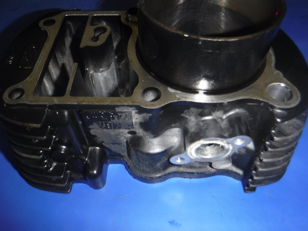 2003 Honda Cylinder Jug VT 750
