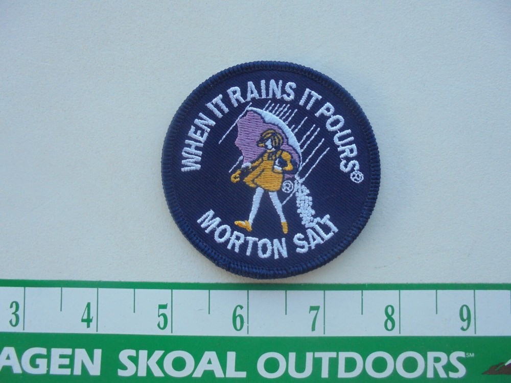 MORTON SALT WHEN IT RAINS IT POURS IRON ON BACK CLOTH PATCH 2 7/8"