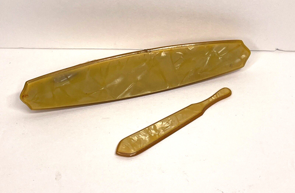 Bakelite Pearlized Celluloid Finger Buff & Cuticle Tool - Antique