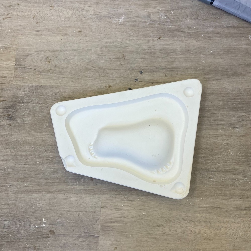 Holland Ceramic Casting Mold Bathtub Ashtray #H989
