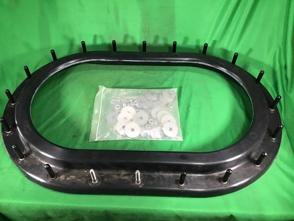 Replaces 8M8021167 CUMMINS REAR ENGINE MOUNT , GA