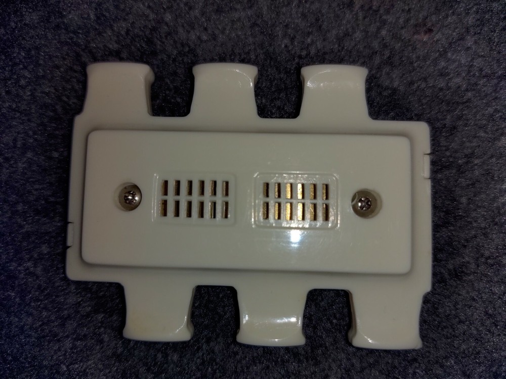 Conservarte Guitar Pitch Pipe with Pouch