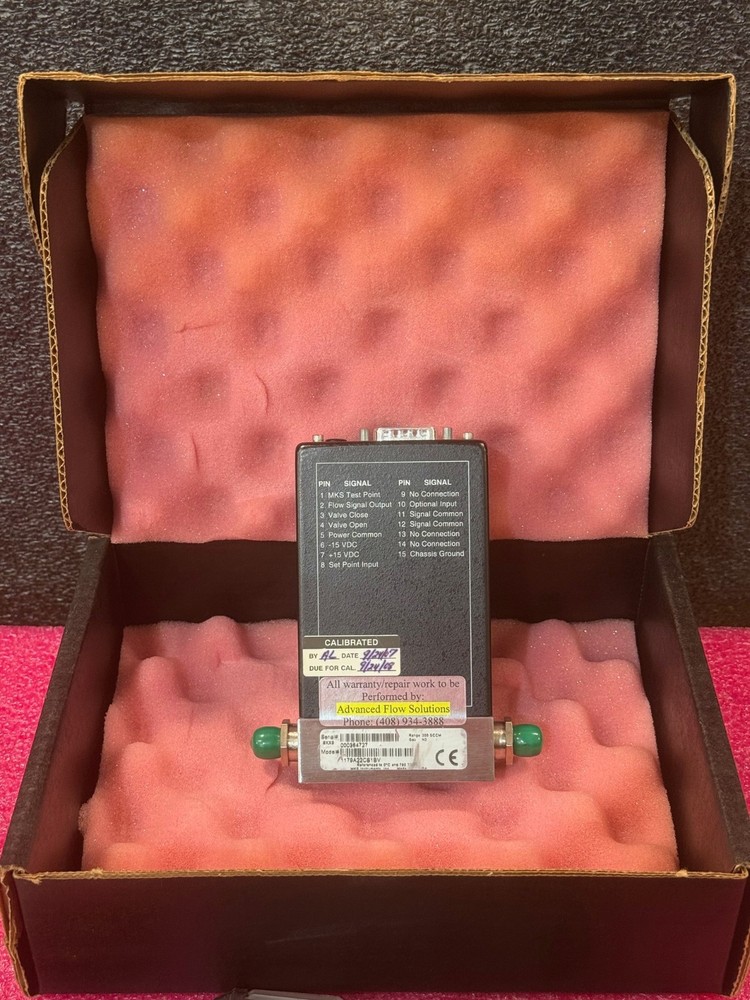 MKS 1179A22CS1BV Mass Flow Controller 200 SCCM N2 Gas USED