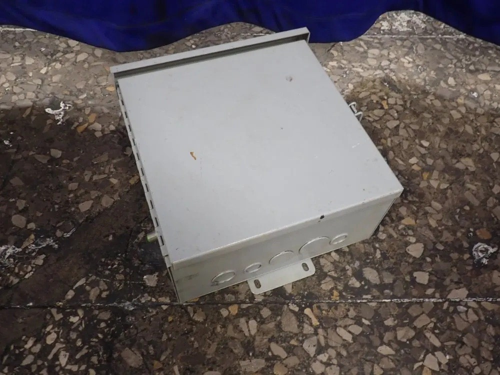 UNITRONICS  CONTROL PANEL  04260680209