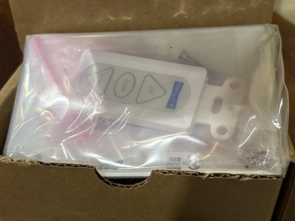 Legrand Da-Lite 40975 Extra Three Button Low Voltage Control Switch