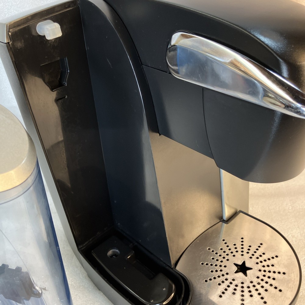 Keurig B70 Platinum, Gourmet Single-Cup Home Brewing System.