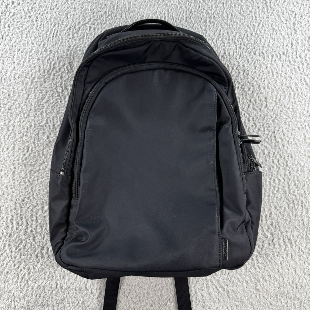 Away (brand) Everwhere Zip Backpack Black for laptop