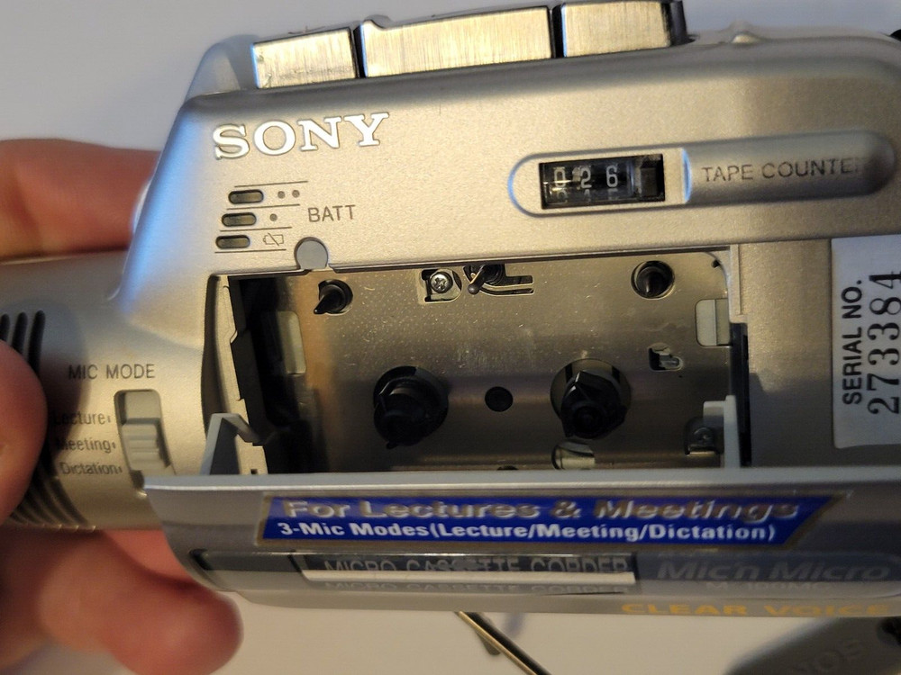 Sony Clear Voice Mic'n Micro M-100MC Micro Cassette Recorder (READ DESCRIPTION)