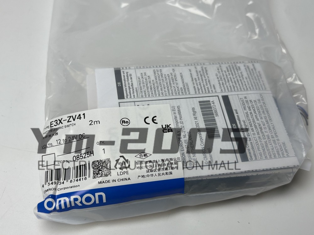 Omron-E3X-ZV41 sensor 1pcs