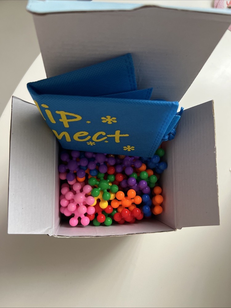 Clip Connect 100 Pieces Diameter 1.5", Interlocking Solid Plastic-Open BOX