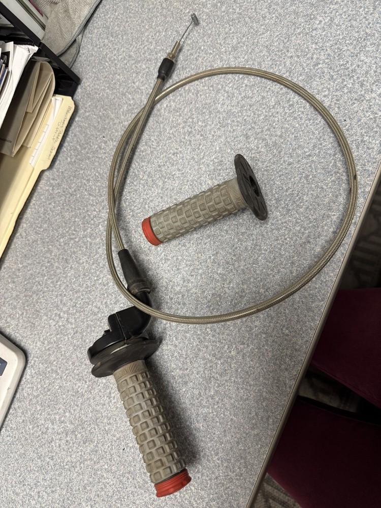 Misc. Twist Throttle Cable and Grips PN: C101-1083