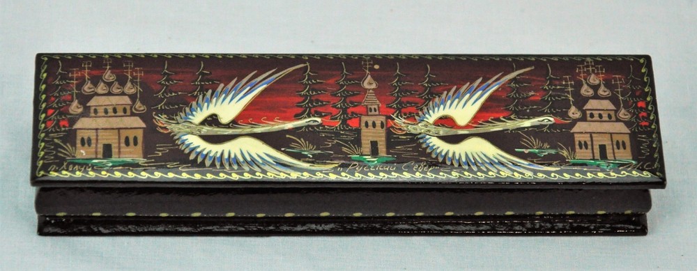 Russian HOLUI Lacquer Box "Russian North", initialed M.S. 6 ¼” x 1 . (BI#190423)