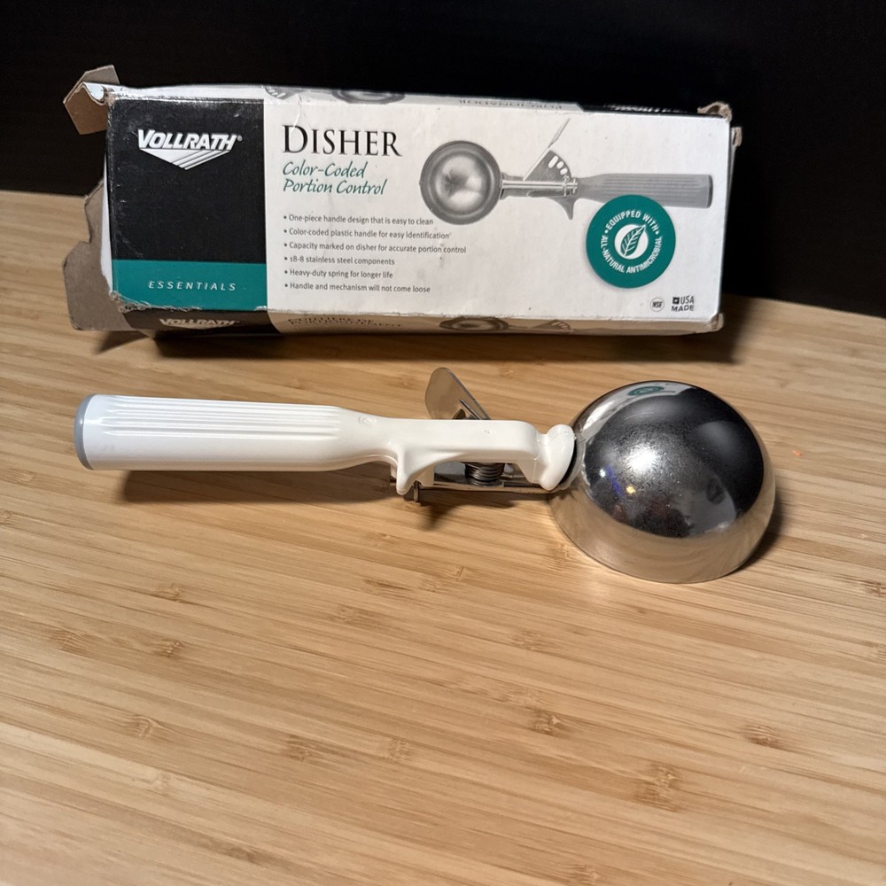 Portion Control Disher White Spring Loaded 5 1/3 oz Portion Control Plate