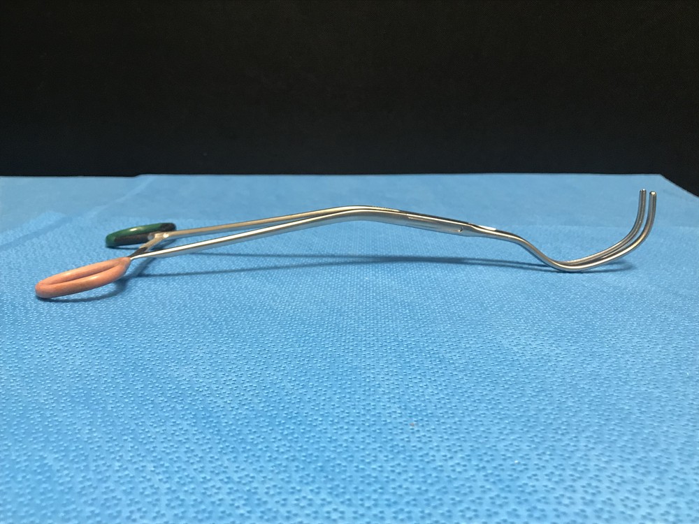 V. Mueller CH7355-003 Parsonnet Clamps