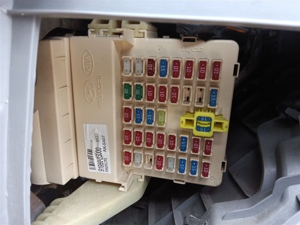 OPTIMAKIA 2007 Fuse Box Cabin 41338