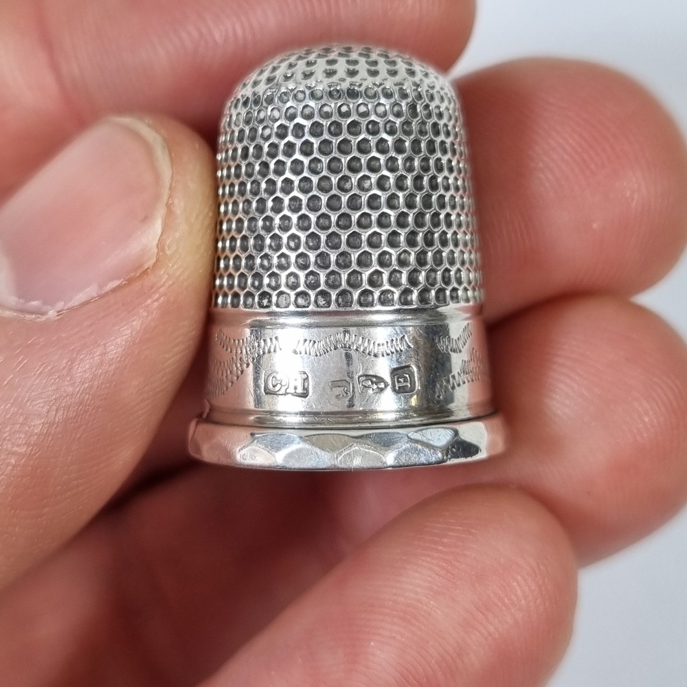 Antique Solid Silver Thimble Chester 1896 Charles Horner