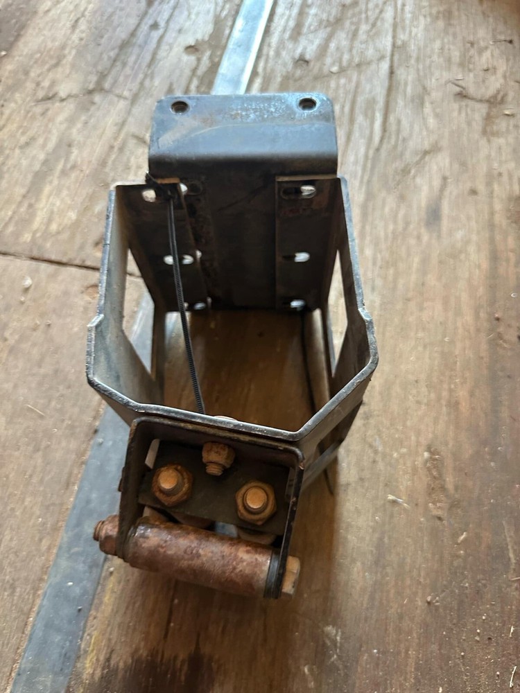 Polaris Rzr winch mount , brackets and rollers