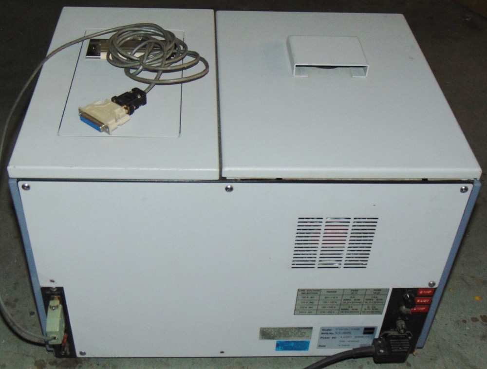 Horiba CAPA 700 Particle Size Distribution Analyzer comes with accessories