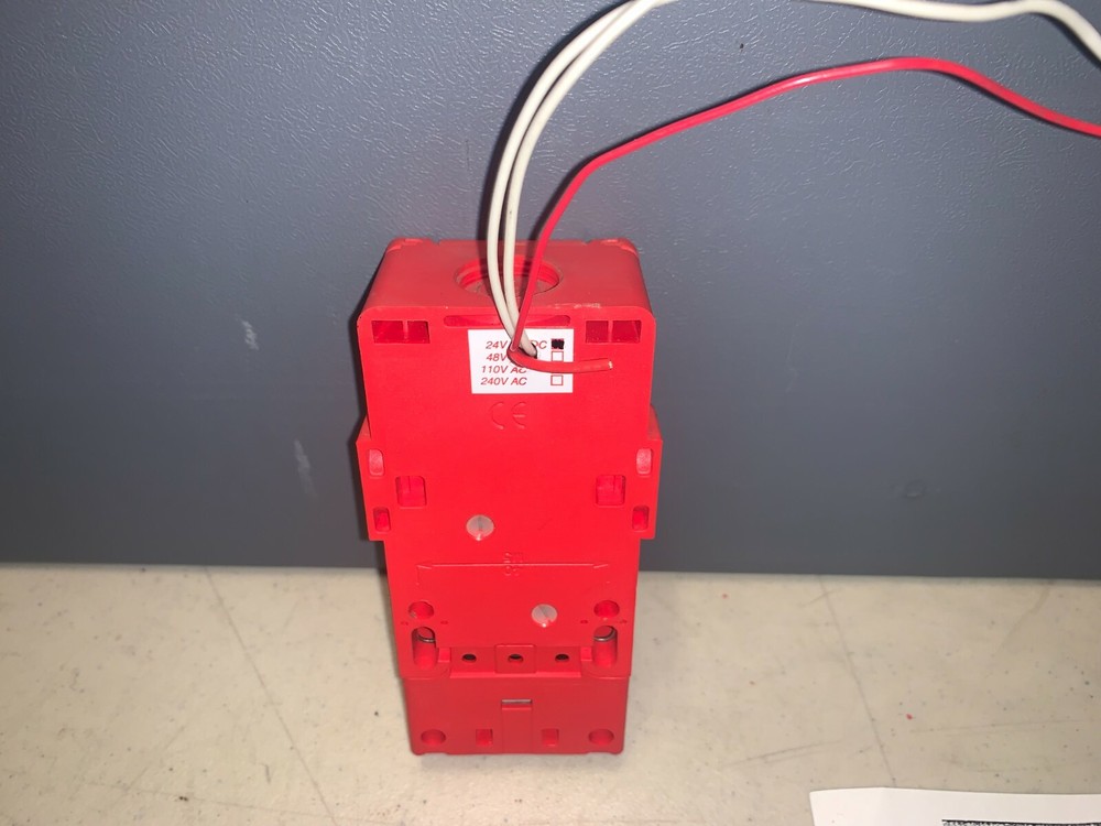 GuardMaster Spartan 36001 Locking Safety Switch