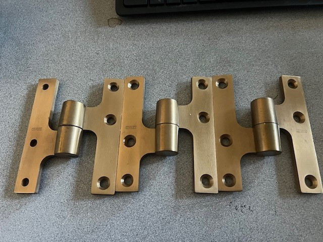 3 STANLEY VINTAGE OLIVE HINGES US10 LEFT HAND