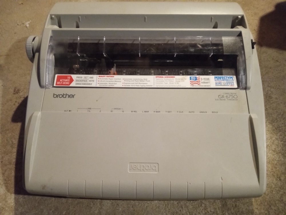 Brother GX6750 Typewriter
